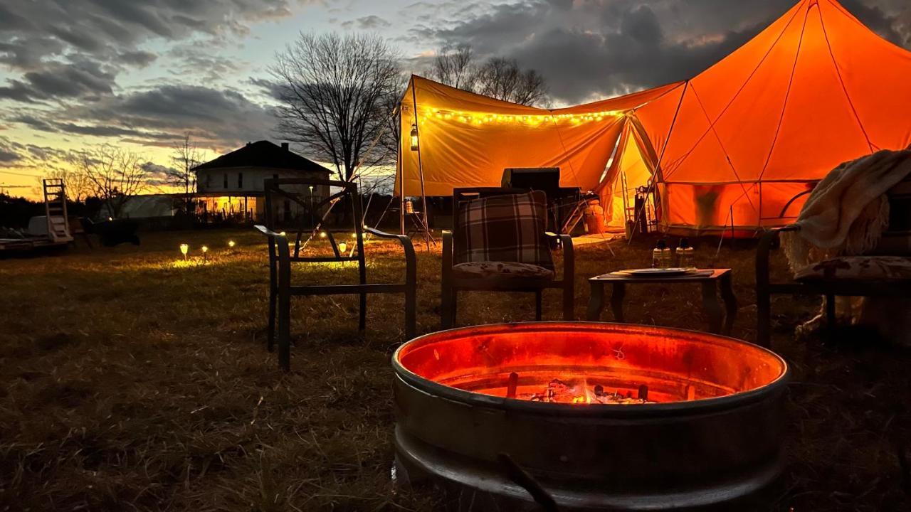 Shenandoah Valley Glamping - Amazing Views - Farm Edinburg エクステリア 写真