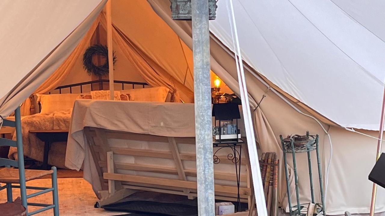 Shenandoah Valley Glamping - Amazing Views - Farm Edinburg エクステリア 写真